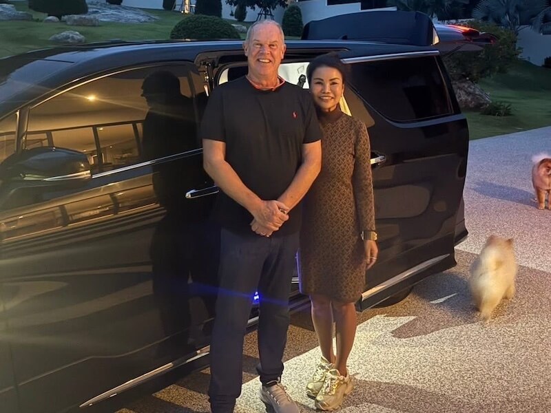 alphard bangkok airport